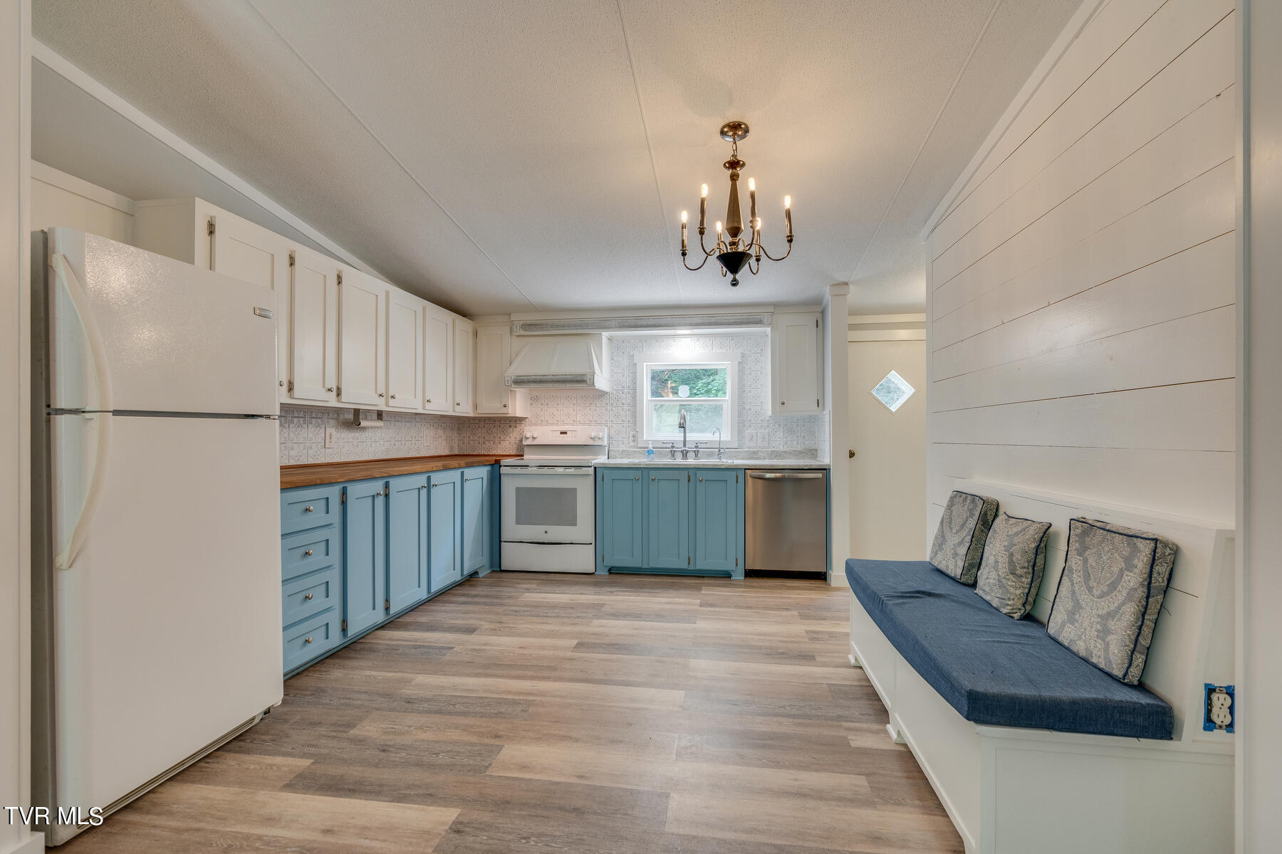 100 Log Cabin Road Greeneville, TN 37743 - Photo 10 of 41 010