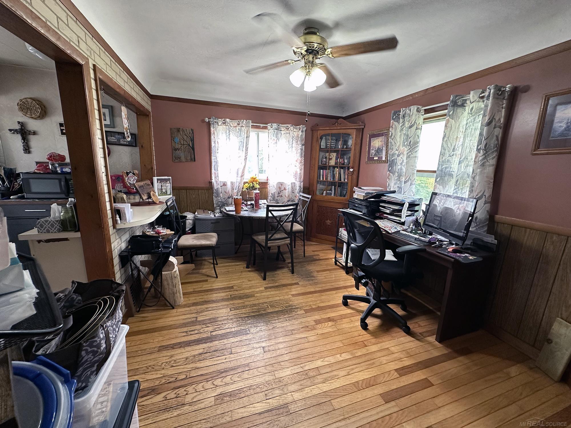 12131 Linden Road Linden, MI 48451 - Photo 18 of 24 50124223-17.JPG