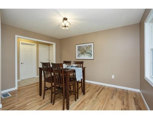31 Delaware Avenue Springfield, MA 01119 - Photo 6 of 28