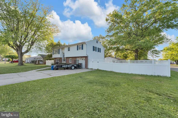 $2,700 | 91 2nd Street, Pennsville, NJ 08070