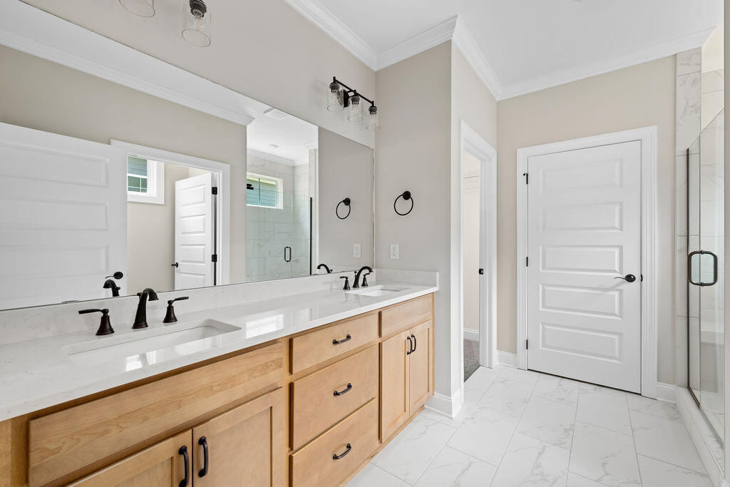9839 Mayfly Road, Unit 87 Ooltewah, TN 37363 - Photo 22 of 32 waterford main bath
