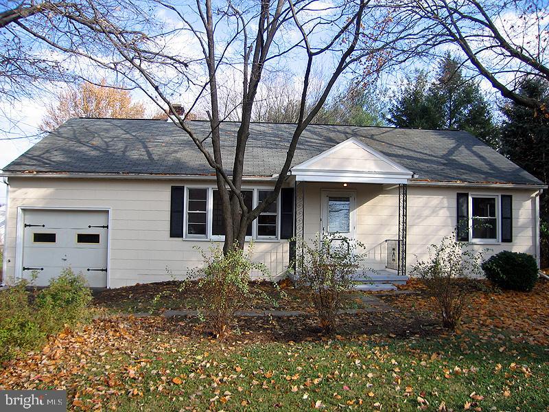 433 West Roseville Road Lancaster, PA 17601 - Photo 1 of 9 Gallery Image 1