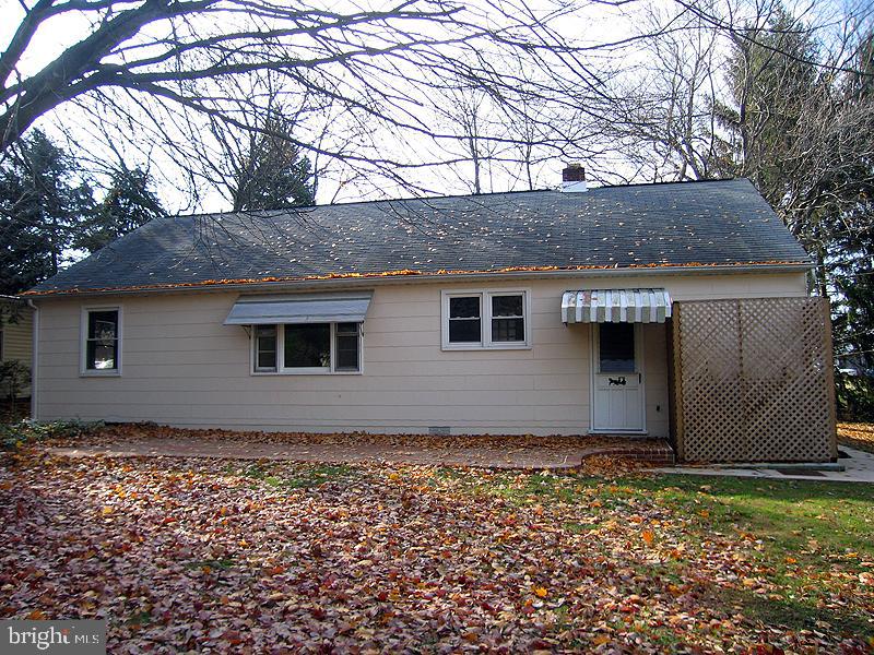 433 West Roseville Road Lancaster, PA 17601 - Photo 2 of 9 Gallery Image 2