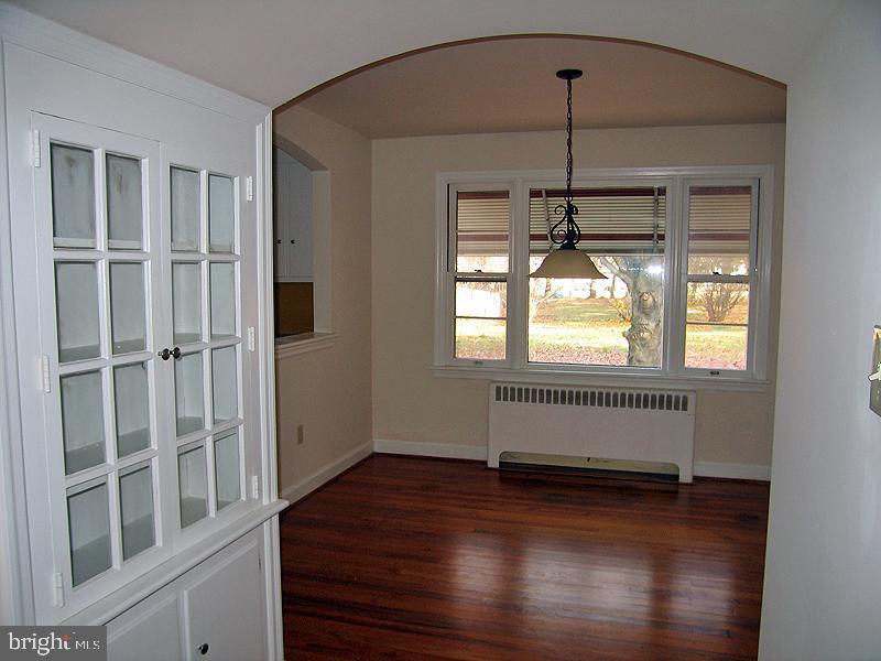 433 West Roseville Road Lancaster, PA 17601 - Photo 5 of 9 Gallery Image 5