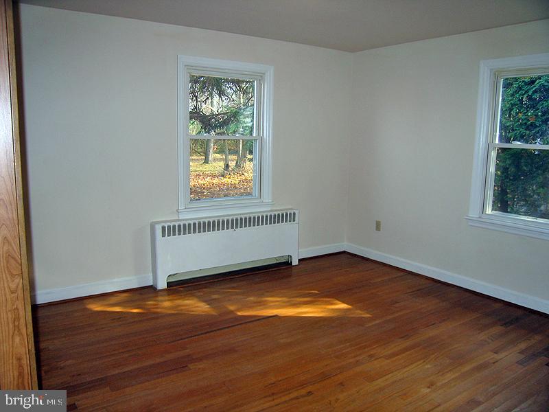 433 West Roseville Road Lancaster, PA 17601 - Photo 8 of 9 Gallery Image 8