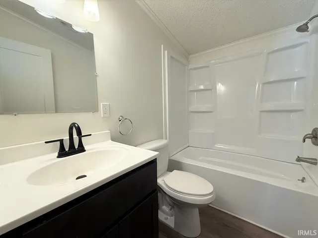 $236,500 | 4700 Pottawatomie Pt Road, Logansport, IN 46947