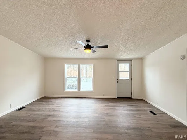 $236,500 | 4700 Pottawatomie Pt Road, Logansport, IN 46947