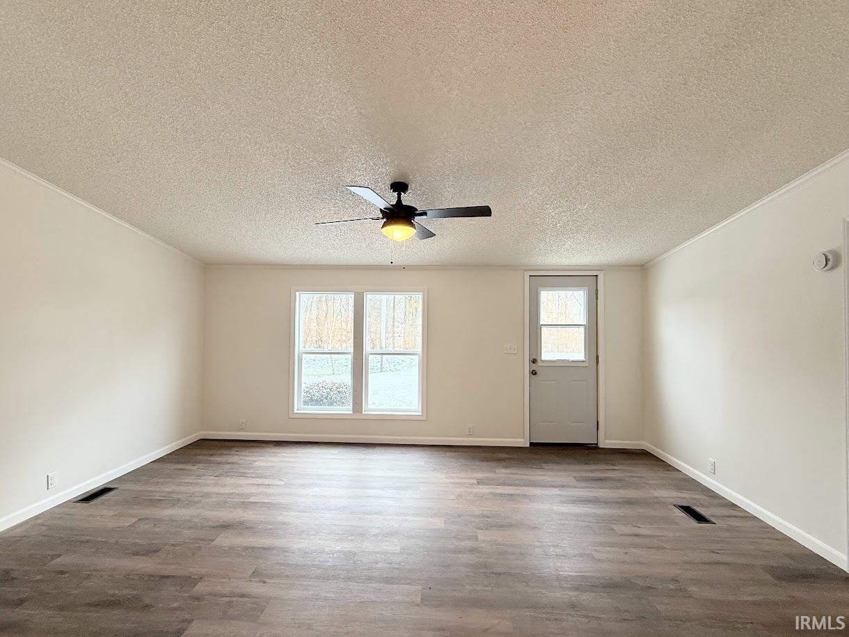 4700 Pottawatomie Pt Road Logansport, IN 46947 - Photo 2 of 21