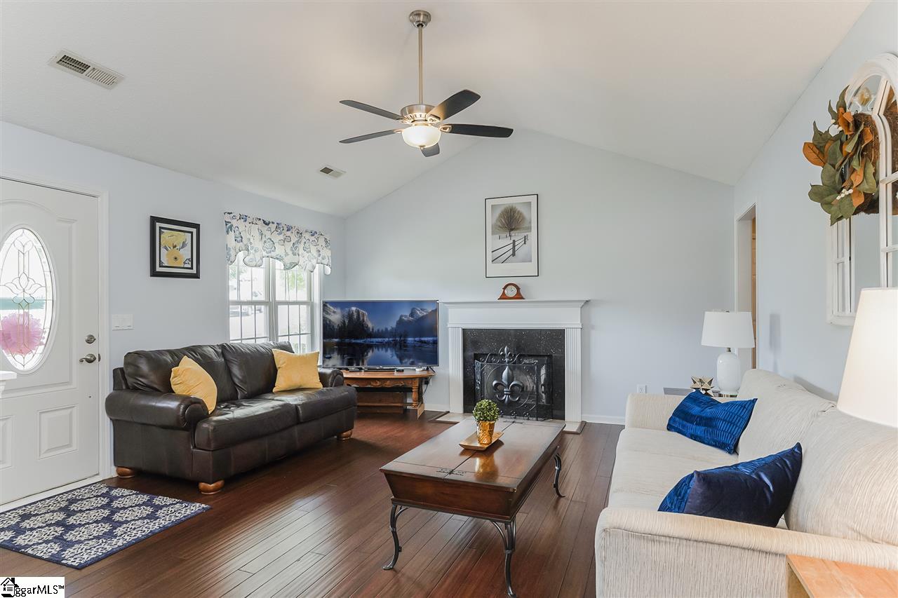 17 Trumpeter Lane Simpsonville, SC 29680 - Photo 11 of 29 Gallery Image 11