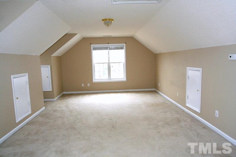 2156 Haig Point Way Raleigh, NC 27604 - Photo 10 of 16 Gallery Image 10