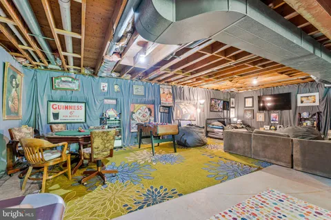 $2,389,800 | 6952 Kyleakin Court, McLean, VA 22101