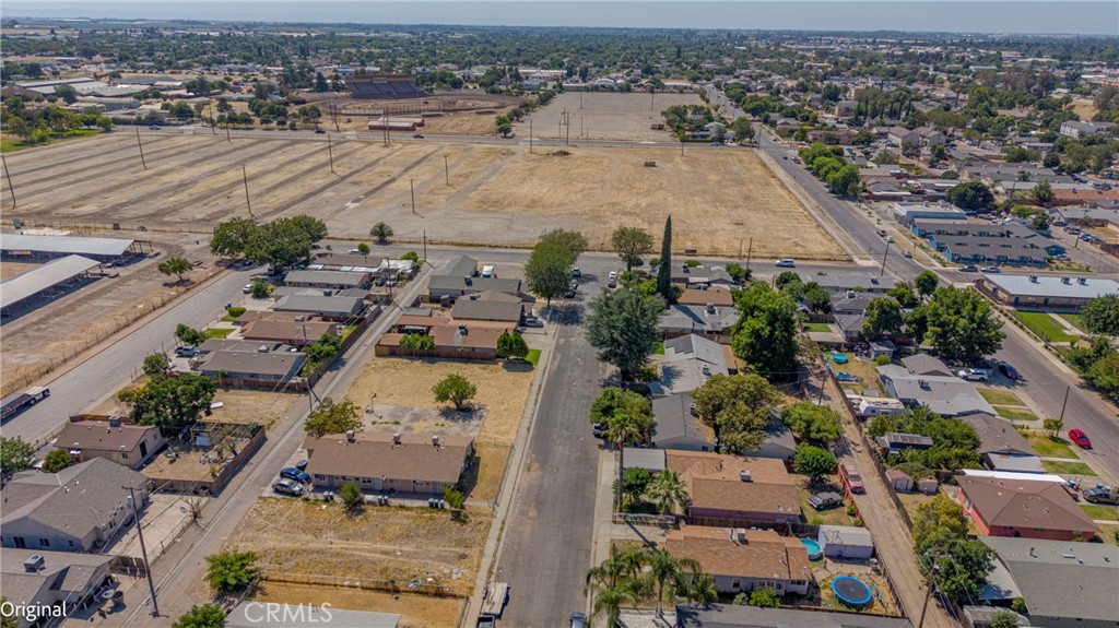 240 East 10th Street Merced, CA 95341 - Photo 7 of 16
