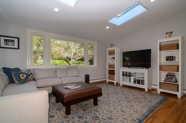 23 Shirley Road Wellesley, MA 02482 - Photo 11 of 25