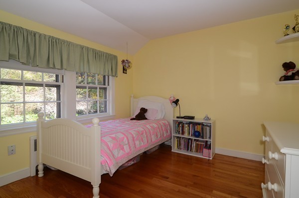 23 Shirley Road Wellesley, MA 02482 - Photo 20 of 25