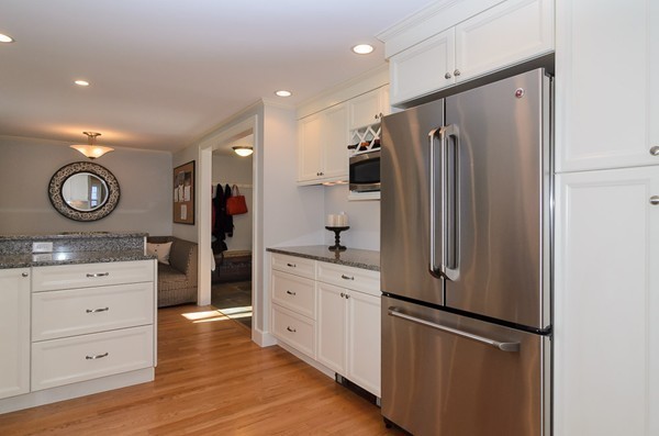 23 Shirley Road Wellesley, MA 02482 - Photo 9 of 25