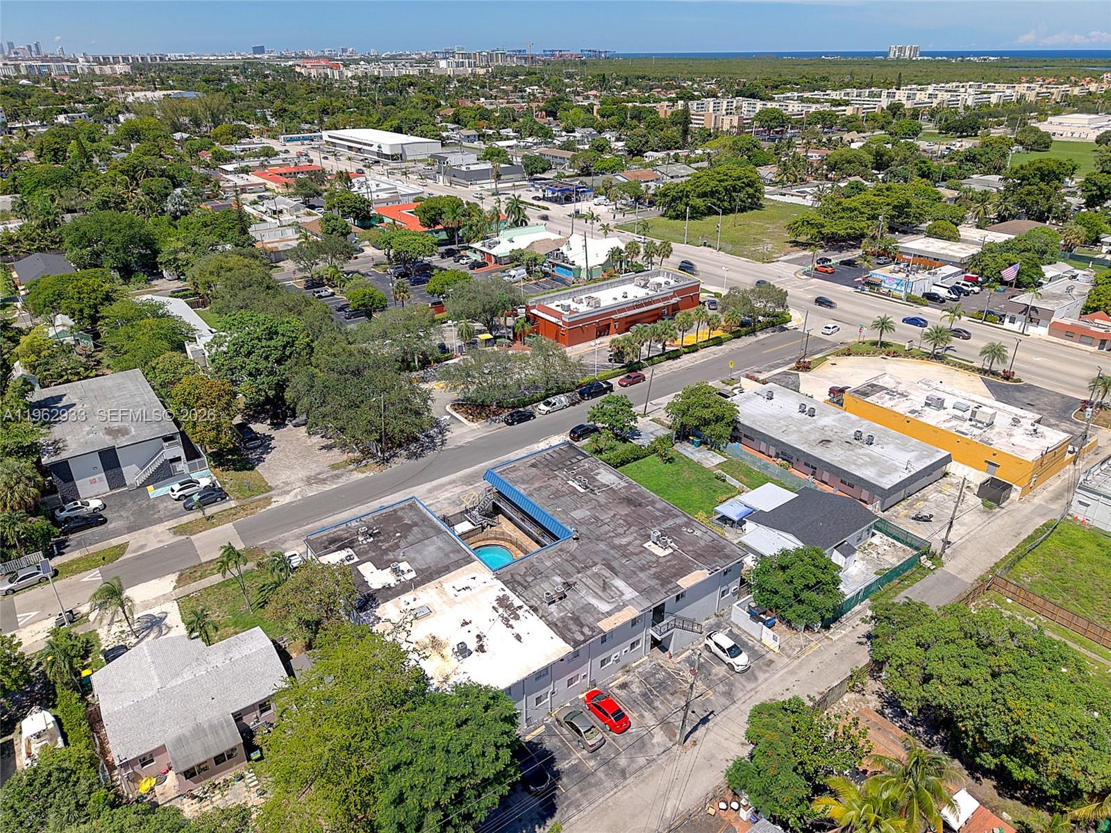 37 Southwest 14th Street, Unit 19 Dania Beach, FL 33004 - Photo 25 of 27