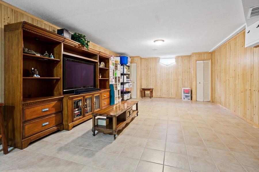 1532 Jasmine Road St. Joseph, MI 49085 - Photo 15 of 18 Rec room