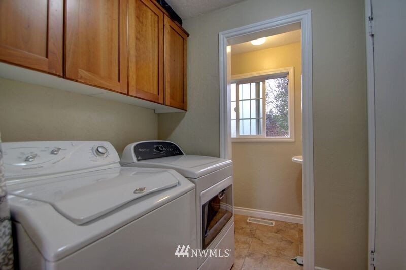 10686 Peter Anderson Road Burlington, WA 98233 - Photo 14 of 25 Gallery Image 14