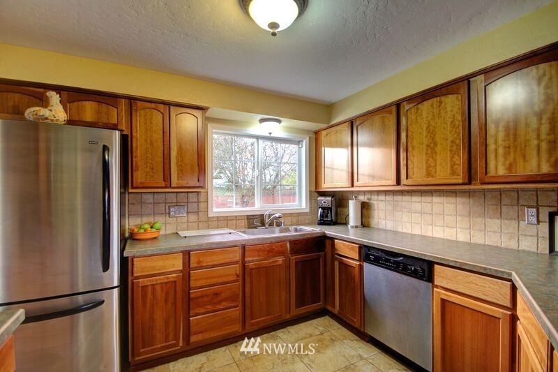 10686 Peter Anderson Road Burlington, WA 98233 - Photo 4 of 25 Gallery Image 4