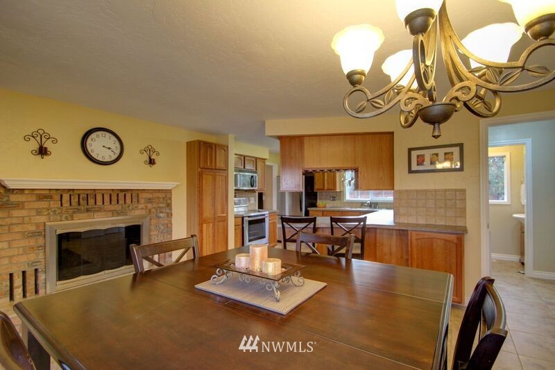 10686 Peter Anderson Road Burlington, WA 98233 - Photo 7 of 25 Gallery Image 7