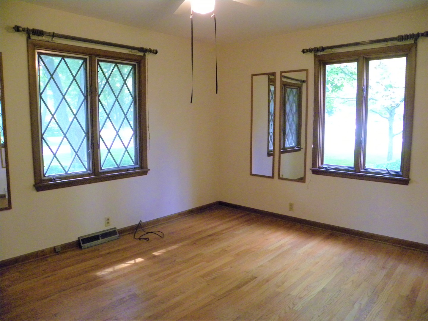 2155 Rockwell Road Aurora, IL 60506 - Photo 12 of 24