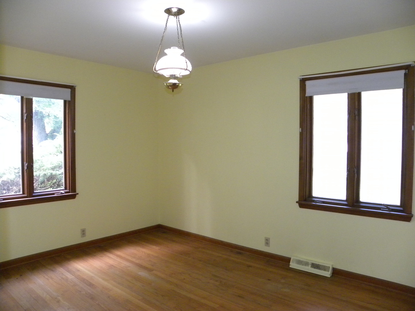 2155 Rockwell Road Aurora, IL 60506 - Photo 14 of 24