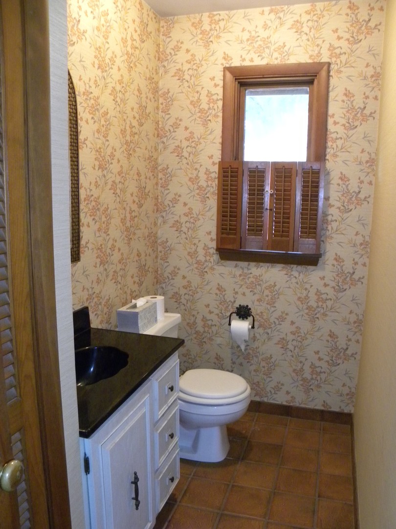 2155 Rockwell Road Aurora, IL 60506 - Photo 16 of 24
