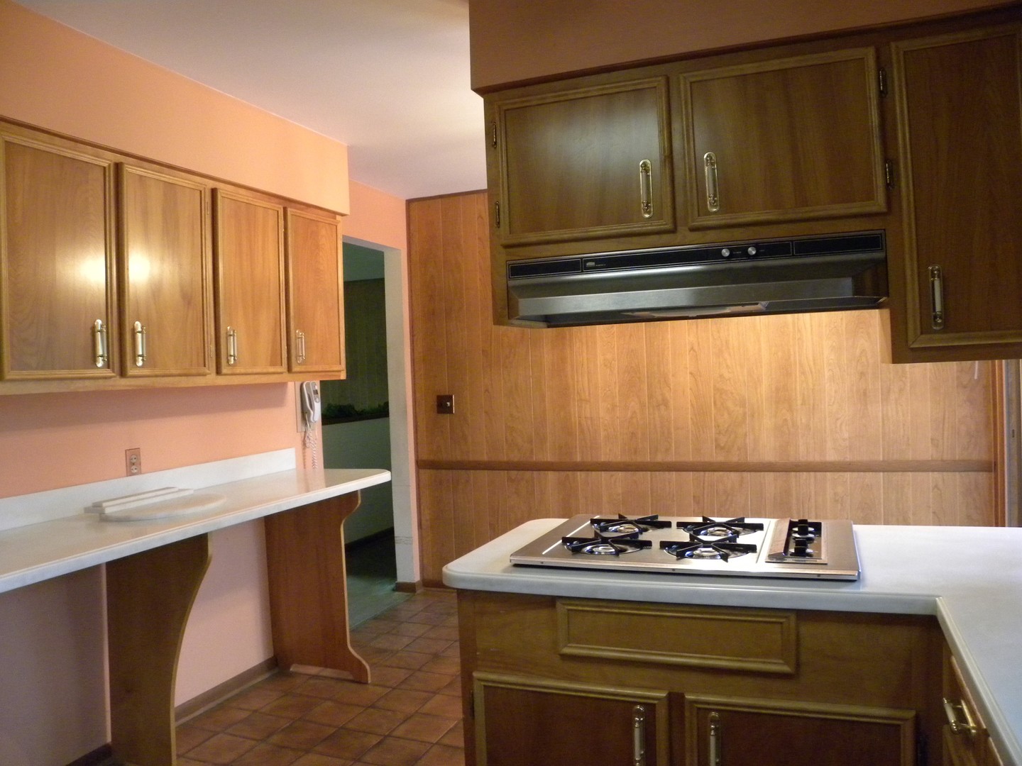 2155 Rockwell Road Aurora, IL 60506 - Photo 8 of 24