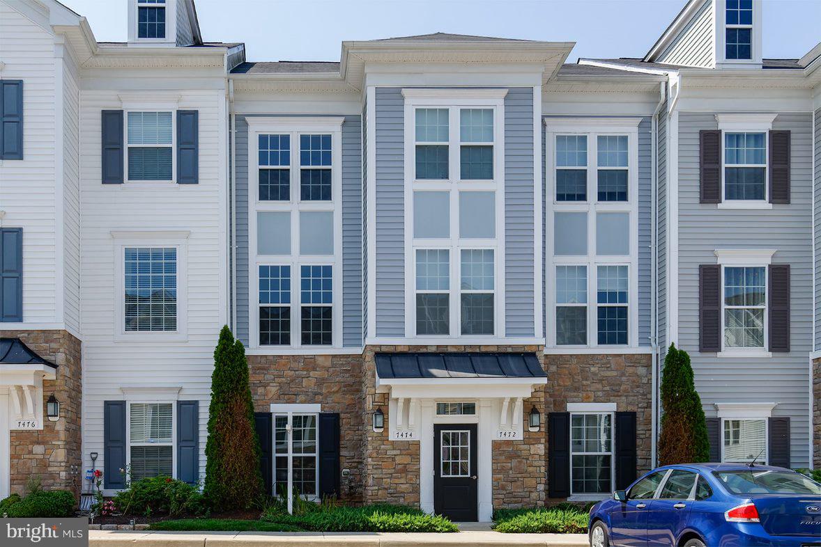 7474 Riding Meadow Way Manassas, VA 20111 - Photo 1 of 23 Gallery Image 1