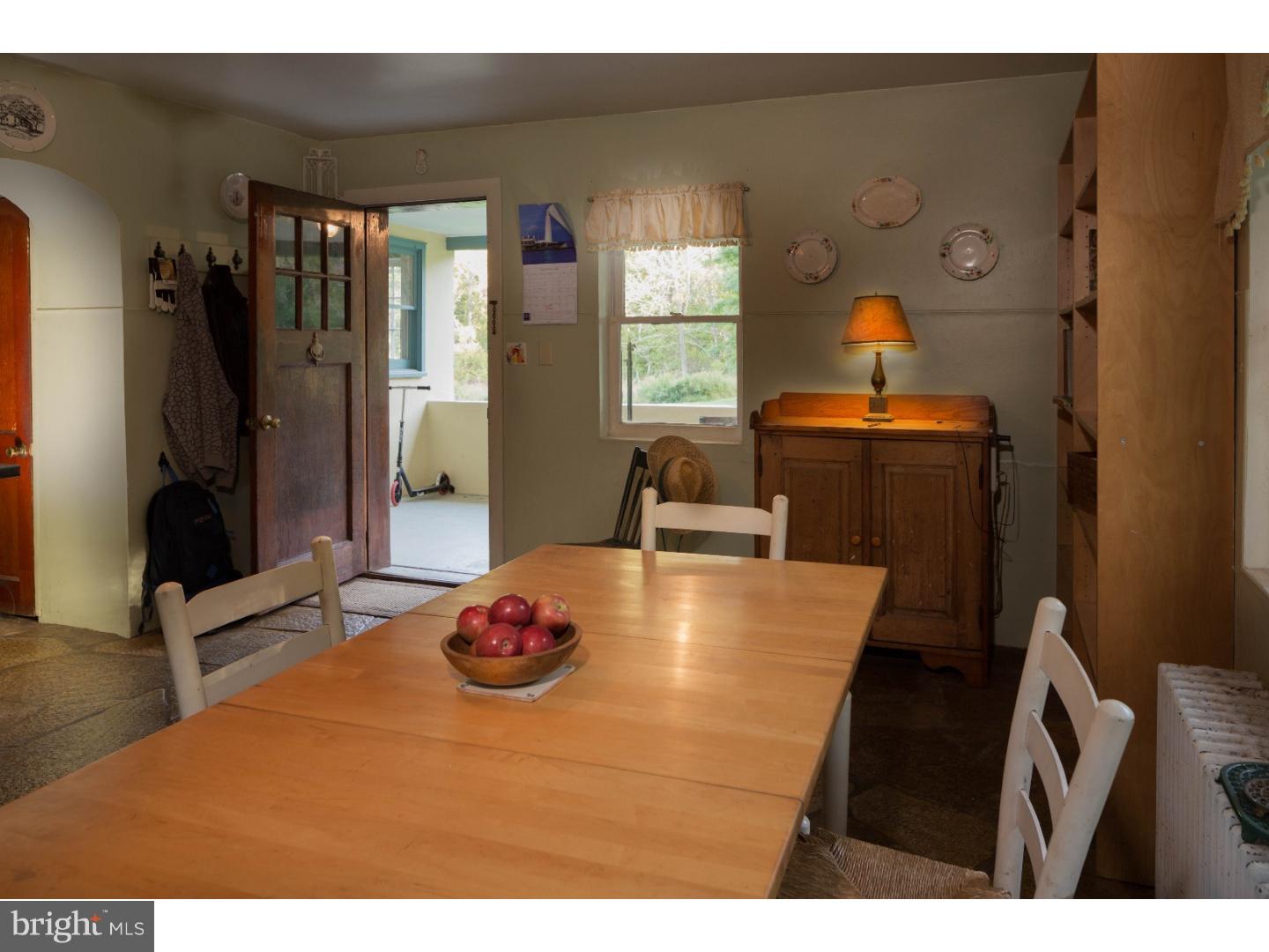 2940 Bursonville Road Riegelsville, PA 18077 - Photo 4 of 25