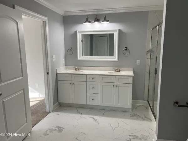 $2,150 | 1209 Hunley Court, Winterville, NC 28590