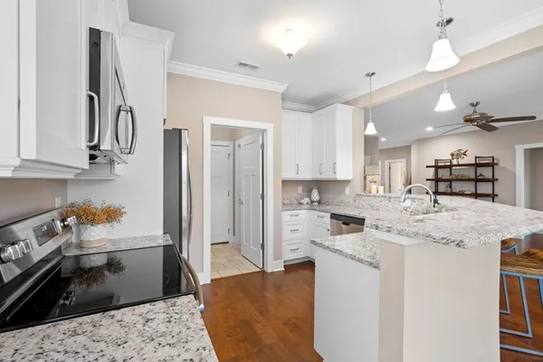 $364,900 | 52 Island Way, Winchester, TN 37398