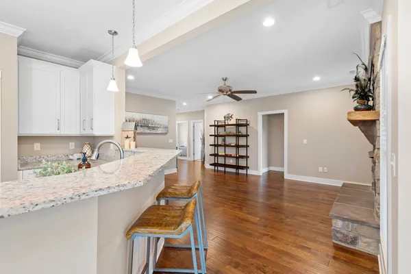 $364,900 | 52 Island Way, Winchester, TN 37398