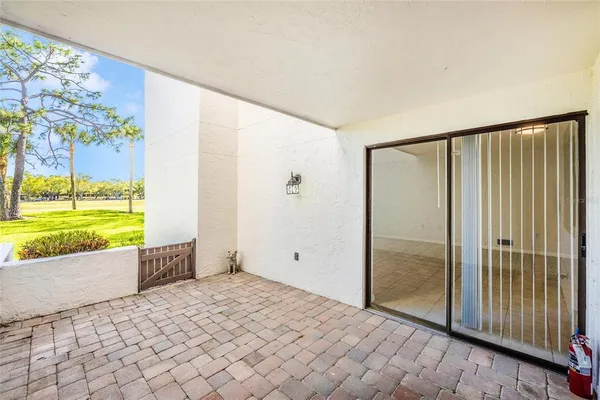 $1,900 | 5052 Marsh Field Road, Unit 9, Sarasota, FL 34235