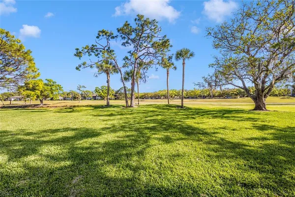 $1,900 | 5052 Marsh Field Road, Unit 9, Sarasota, FL 34235