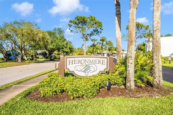 $1,900 | 5052 Marsh Field Road, Unit 9, Sarasota, FL 34235