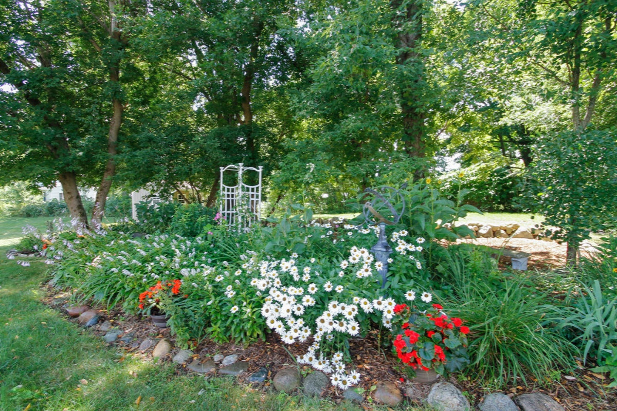 3211 Quarry Ridge Court Kalamazoo, MI 49006 - Photo 26 of 32 3211 Quarry Ridge Ct-107