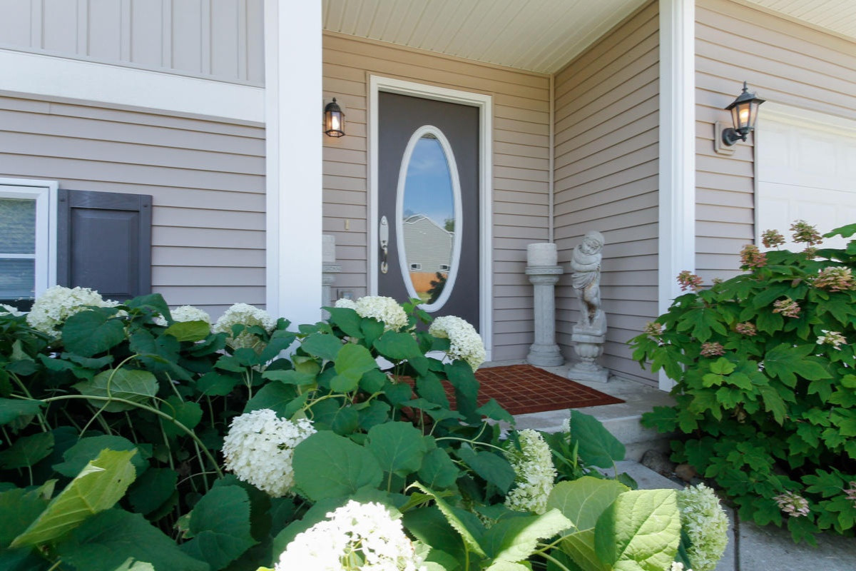 3211 Quarry Ridge Court Kalamazoo, MI 49006 - Photo 3 of 32 3211 Quarry Ridge Ct-103