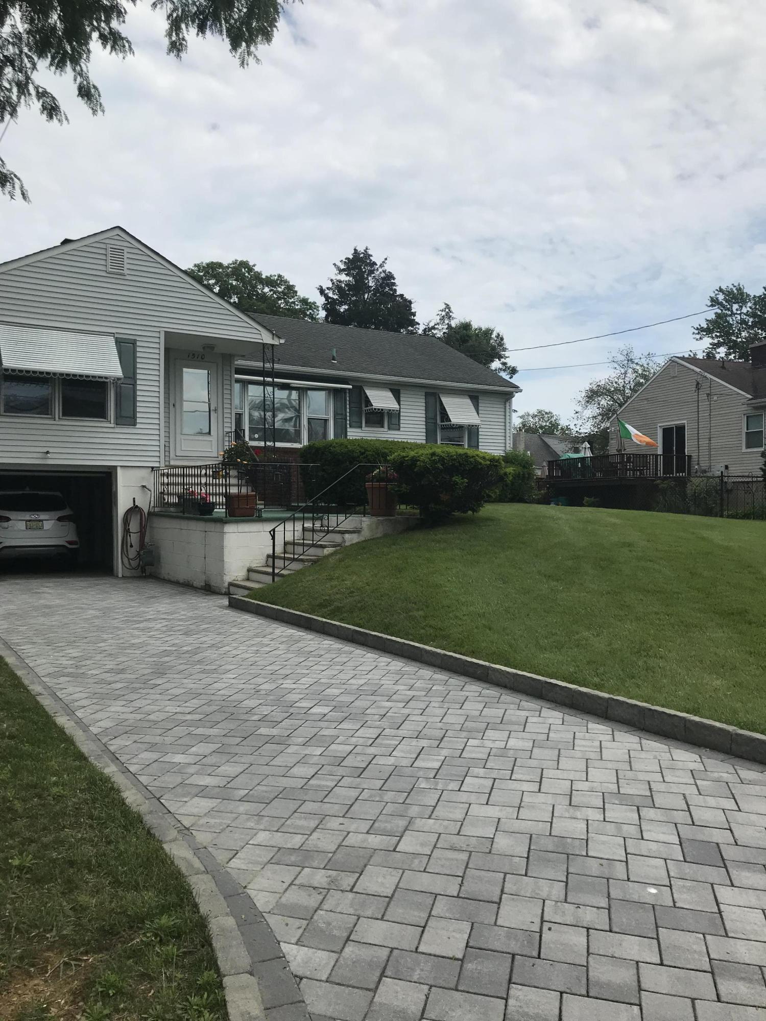 1510 Little Hill Road Point Pleasant, NJ 08742 - Photo 3 of 3 4
