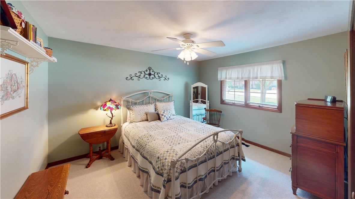 821 South Cedar Hill Drive Decatur, IL 62521 - Photo 18 of 33