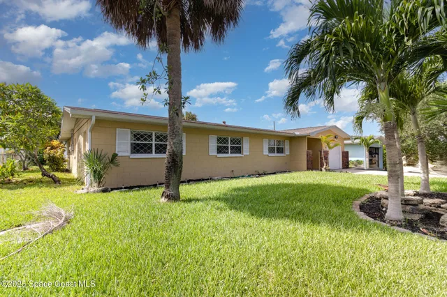 $475,000 | 276 Curacau Drive, Cocoa Beach, FL 32931