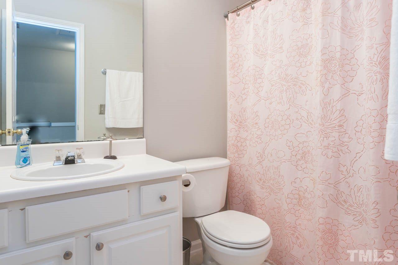 4317 Vienna Crest Drive Raleigh, NC 27613 - Photo 14 of 17