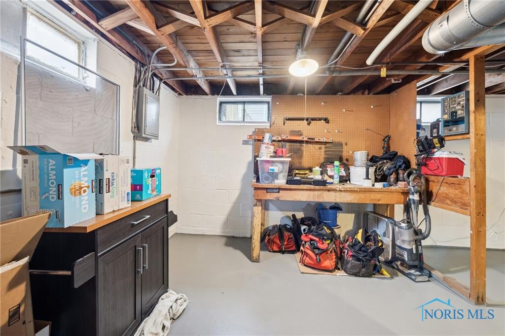 4432 Garrison Road Toledo, OH 43613 - Photo 19 of 27 Gallery Image 19