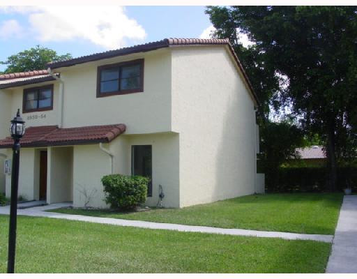 8954 West Sample Road, Unit 8954 Coral Springs, FL 33065 - Photo 1 of 14 Exterior Front
