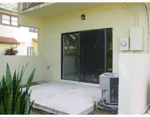 8954 West Sample Road, Unit 8954 Coral Springs, FL 33065 - Photo 13 of 14 Patio/Deck