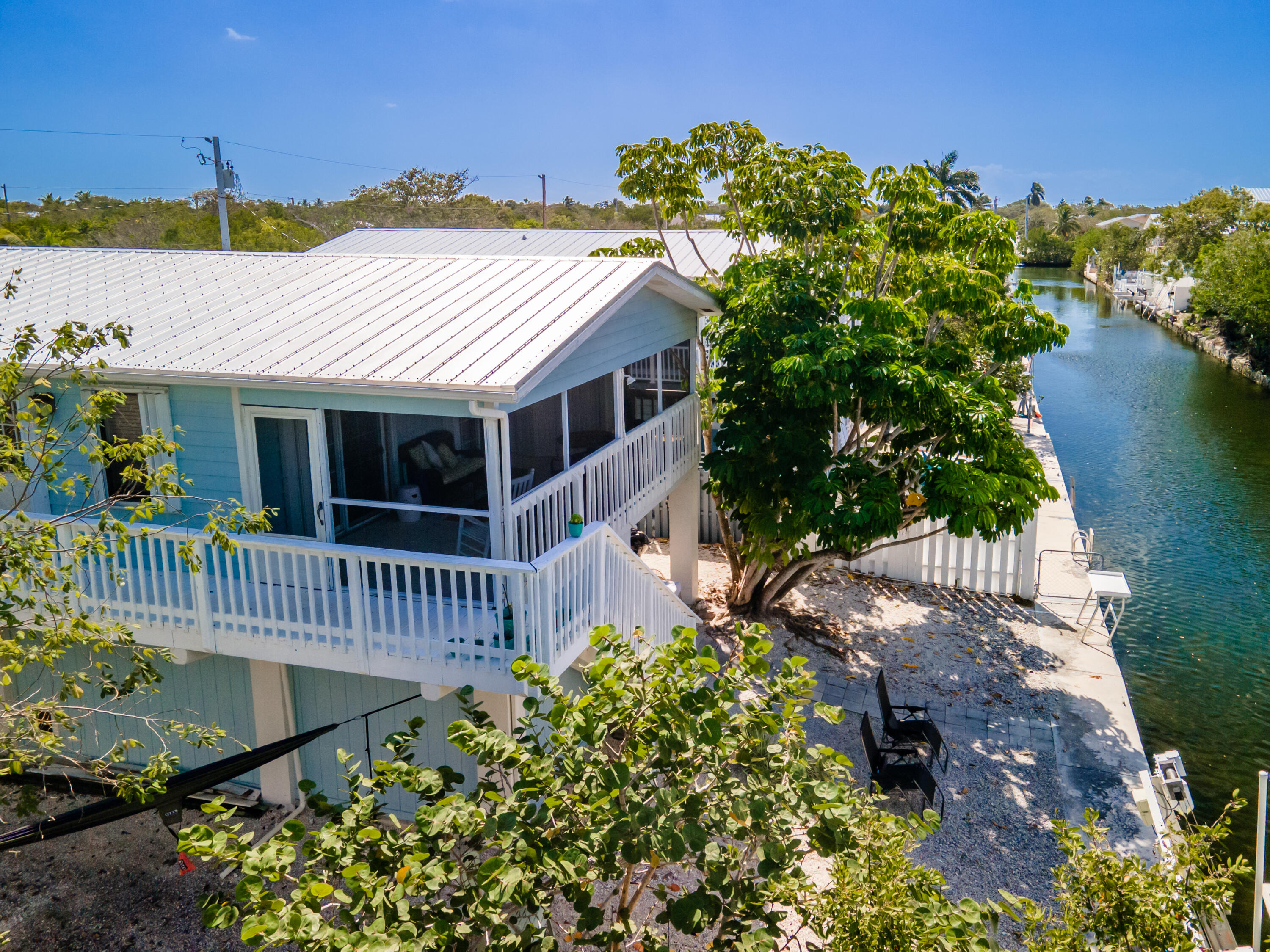 3980 Hall Road Big Pine Key, FL 33043 - Photo 19 of 28 Canal Front Home with Gulf Access (26 of