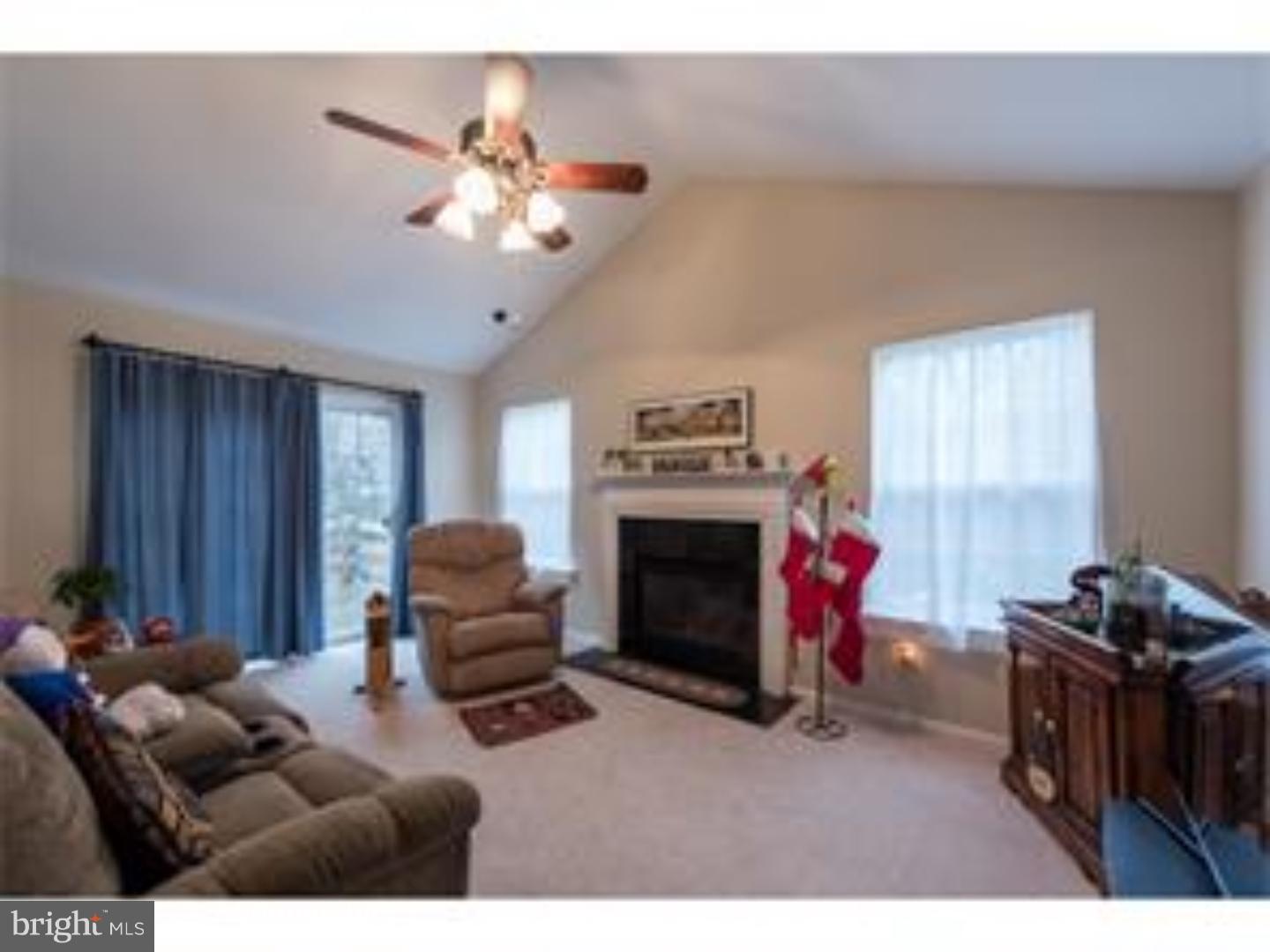 3064 William Road Garnet Valley, PA 19060 - Photo 11 of 24 Living Room