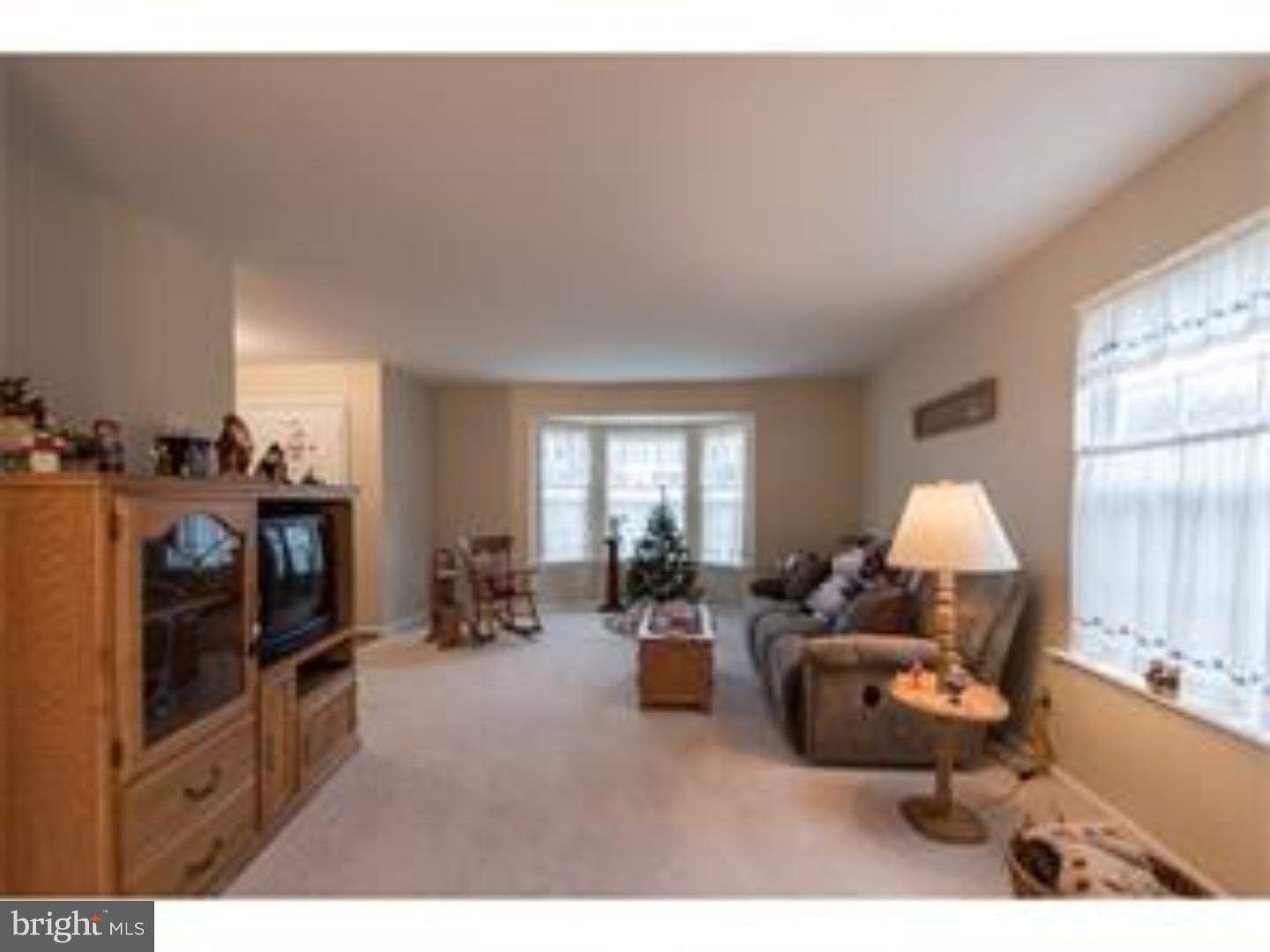 3064 William Road Garnet Valley, PA 19060 - Photo 5 of 24 Living Room