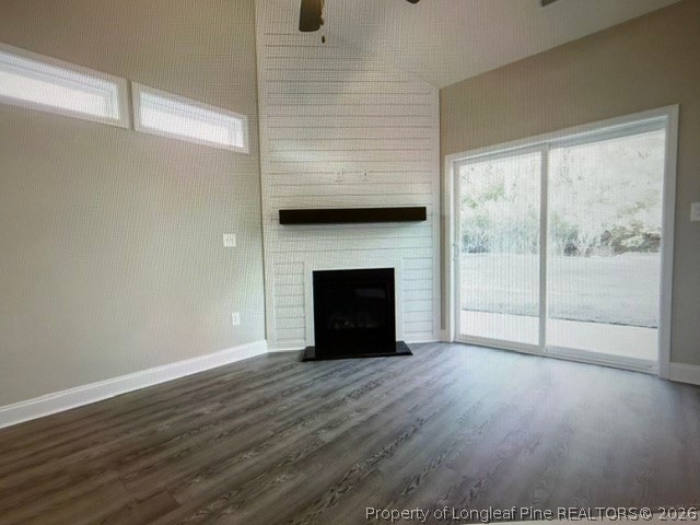 910 Westland Ridge Road Fayetteville, NC 28311 - Photo 4 of 9 Fireplace in Great Room