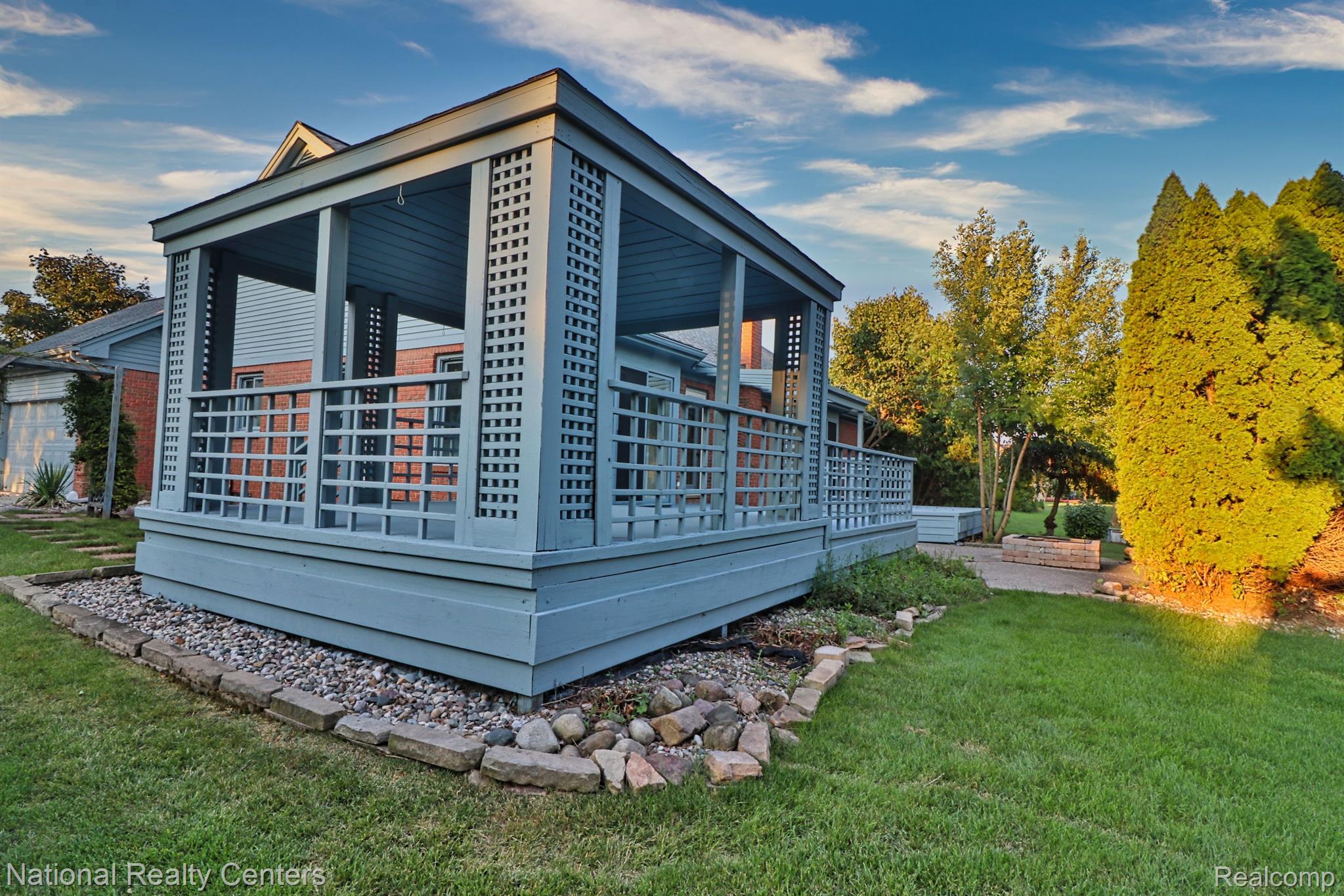 45375 Glengarry Road Canton, MI 48188 - Photo 26 of 37 Gallery Image 26